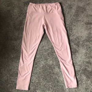 light pink mondetta athletic leggings